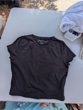 Aeropostale & SO branded tees - lot of 3